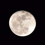 Nikon　AF-S NIKKOR200-500mm f/5.6E ED VRでの月の撮影
